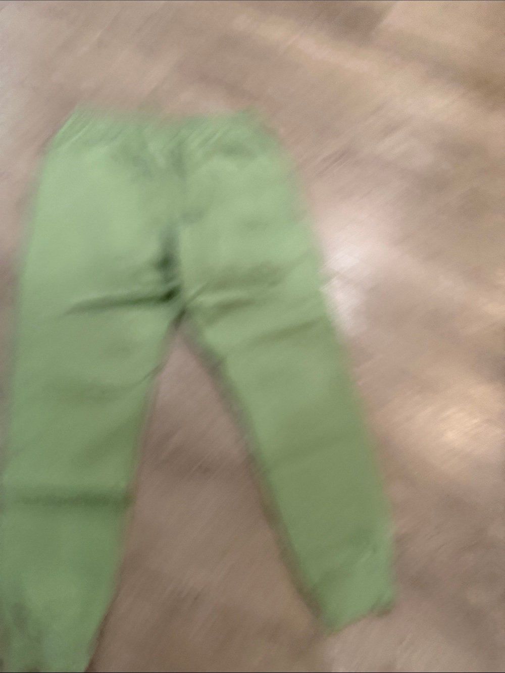 New Balance women’s Fleece Jogger sweatpants - Picture 2 of 2
